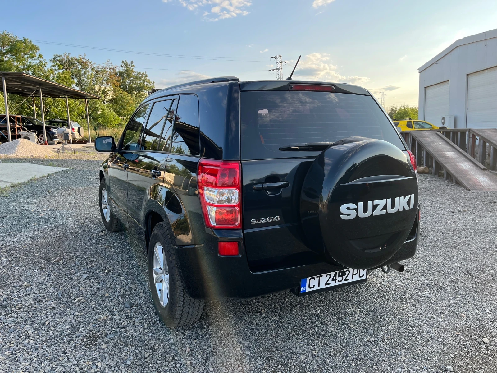 Suzuki Grand vitara, снимка 5 - Автомобили и джипове - 55395034