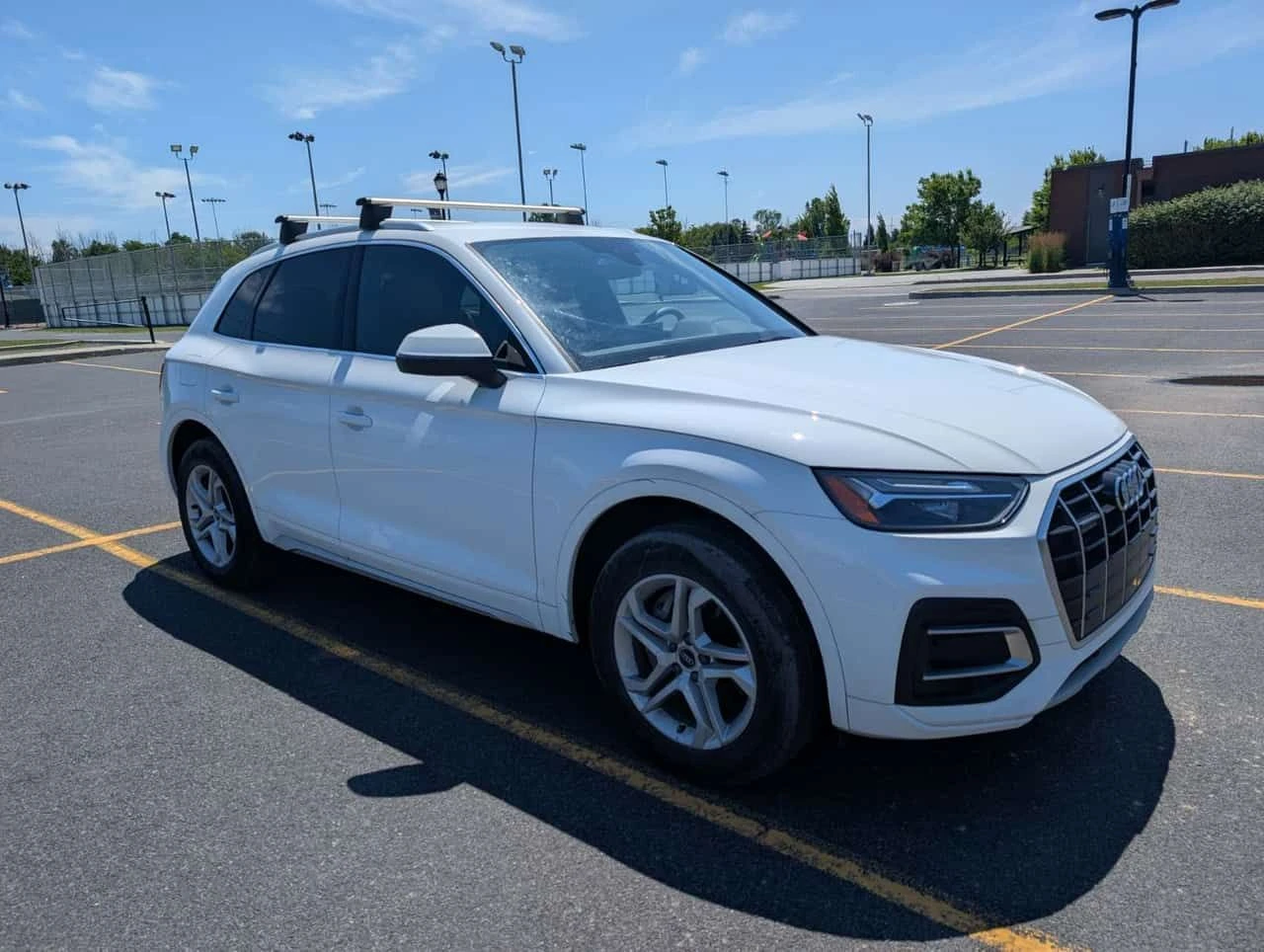 Audi Q5 * Komfort * CARFAX * БЕЗ ПЪРВОНАЧАЛНА ВНОСКА, снимка 10 - Автомобили и джипове - 55435504
