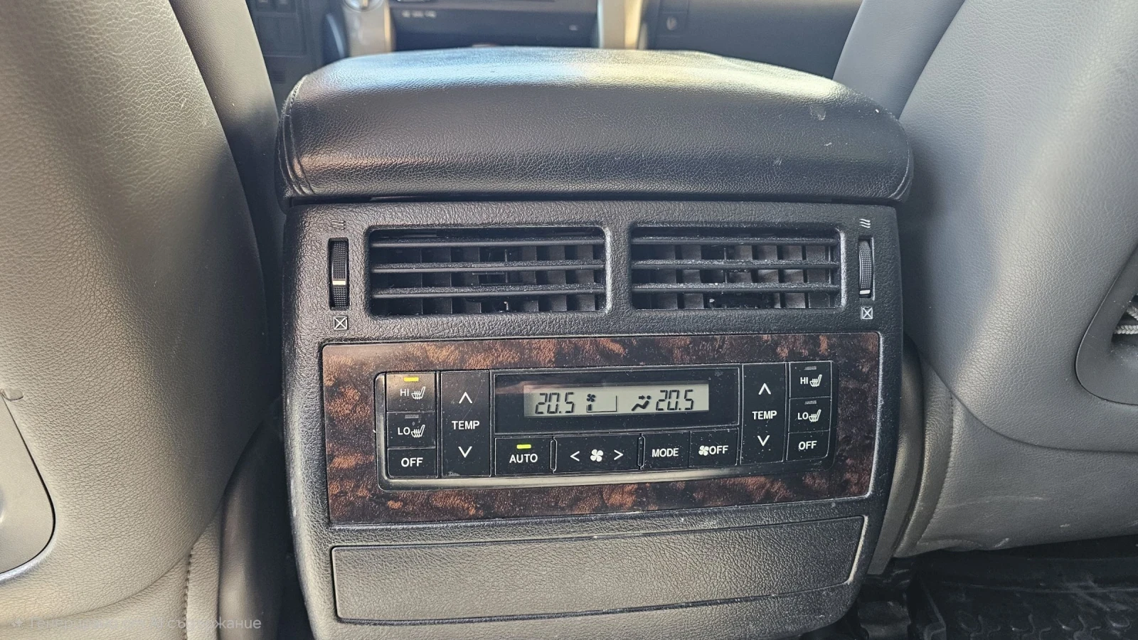 Toyota Land cruiser 200 V8, снимка 15 - Автомобили и джипове - 55470970