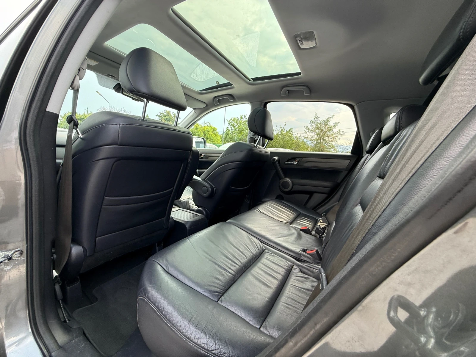 Honda Cr-v 2.0 Face-lift , снимка 10 - Автомобили и джипове - 55788657