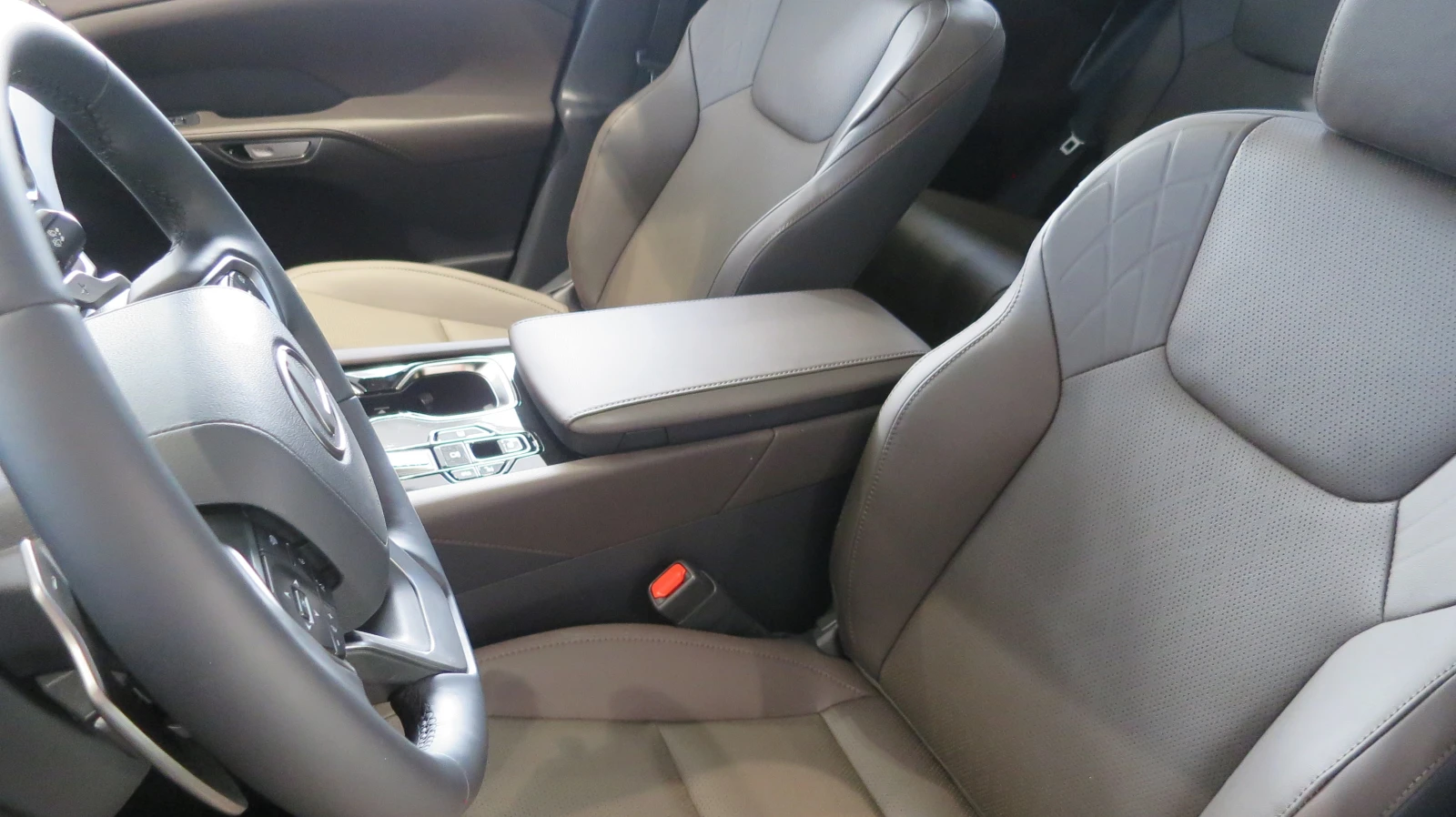 Lexus RX 450h+ AWD от 480 евро/мес Нов 0 км 10г Гаранция, снимка 12 - Автомобили и джипове - 55993313