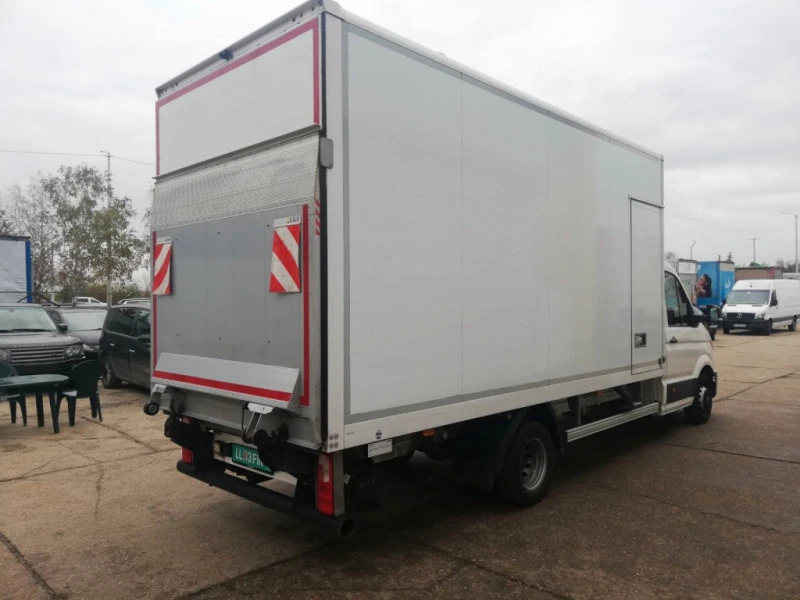 VW Crafter, снимка 4 - Бусове и автобуси - 43380240