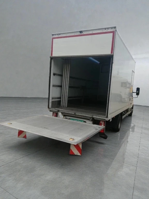VW Crafter, снимка 5 - Бусове и автобуси - 43380240