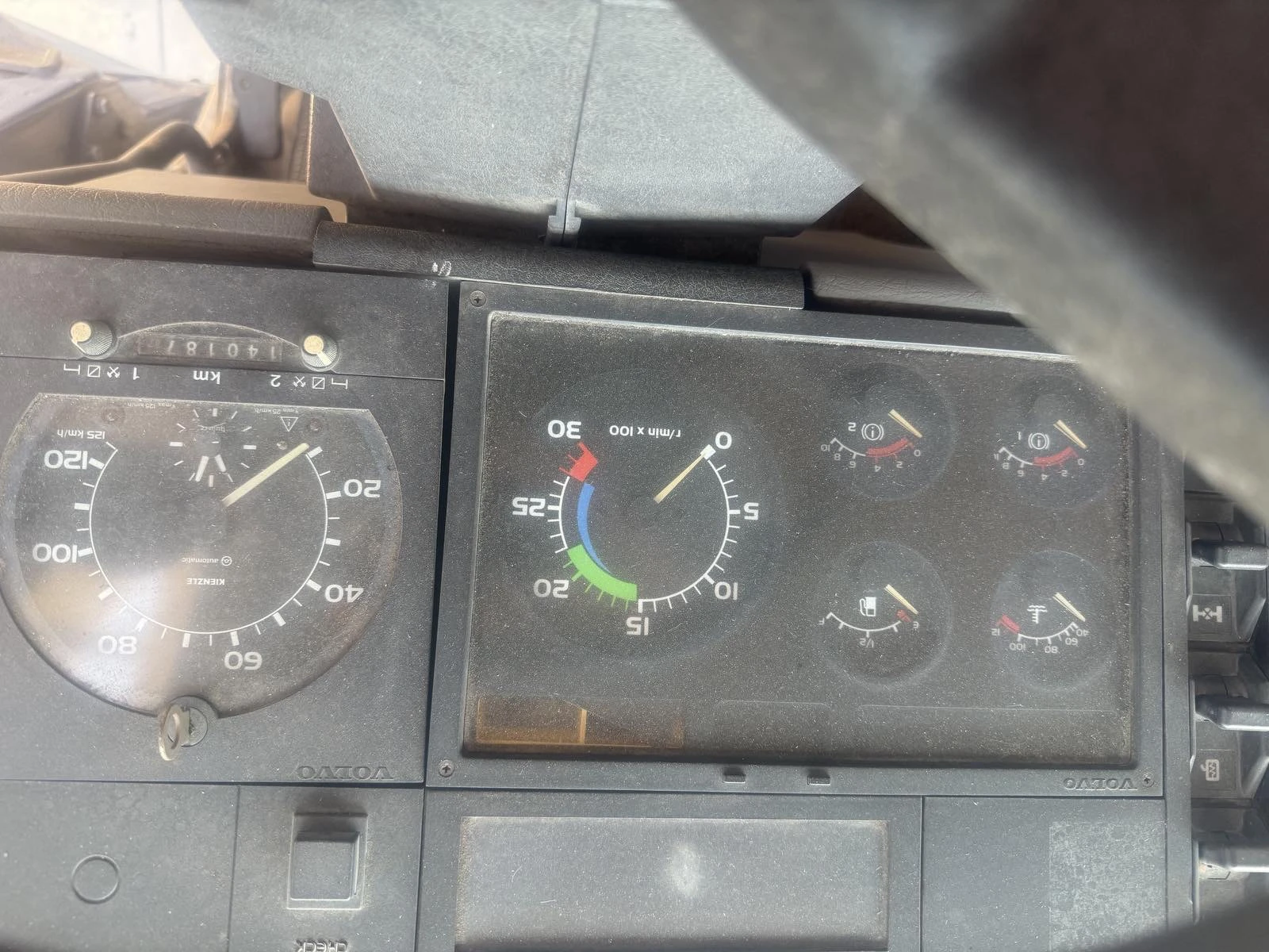 Автовишка Друга марка VOLVO FL 613 - изображение 4