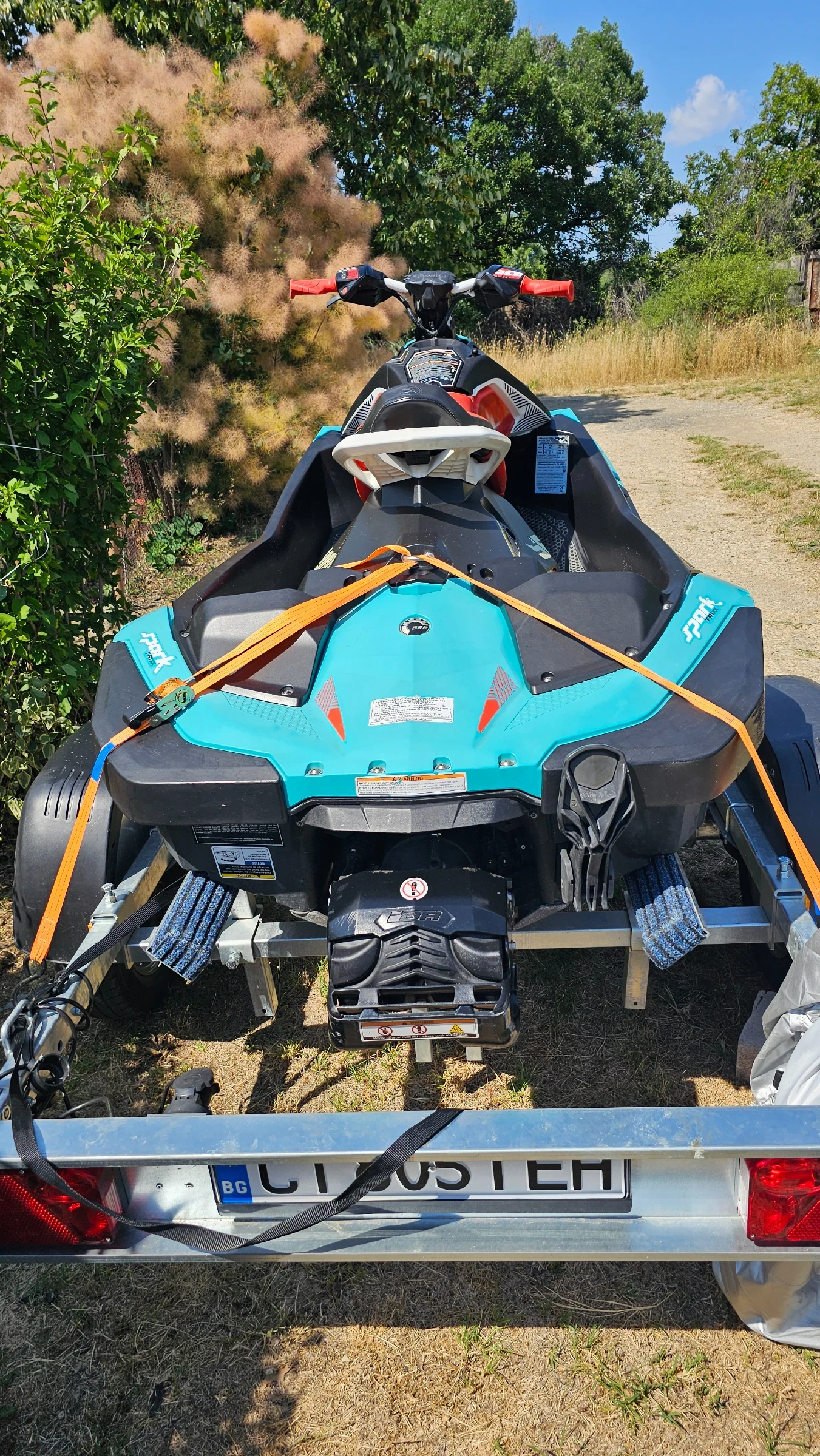 Джет Bombardier Sea Doo Sea doo Speak trixx , снимка 3 - Воден транспорт - 55342482