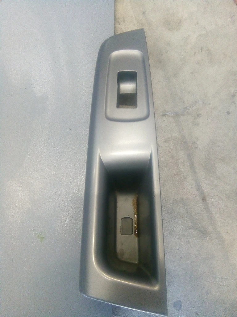 Дръжка врата задна дясна вътрешна Субару форестър (за дърпане)