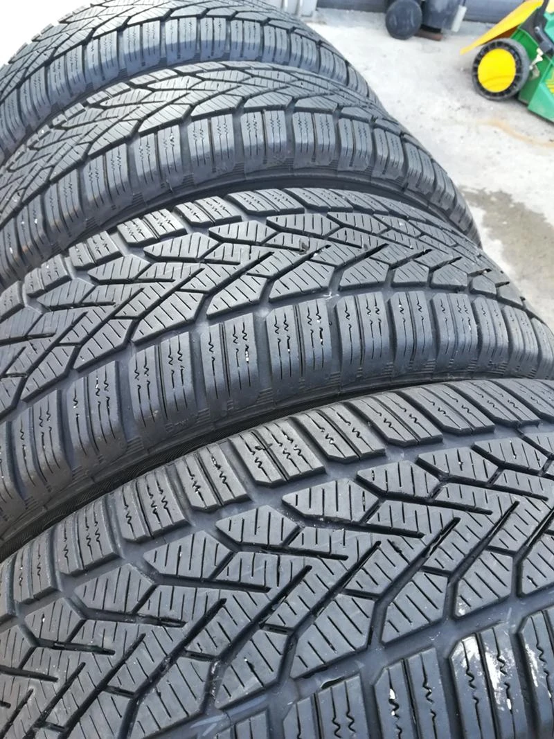 Гуми Зимни 185/60R15, снимка 3 - Гуми и джанти - 22705227