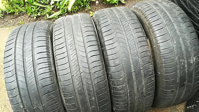 Гуми Летни 205/60R16, снимка 2 - Гуми и джанти - 25086246