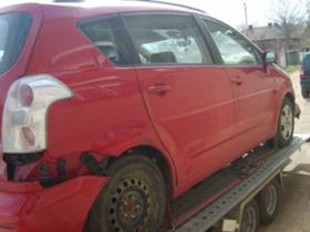 Toyota Corolla verso 2.2 D4D-2.0D4D, снимка 2