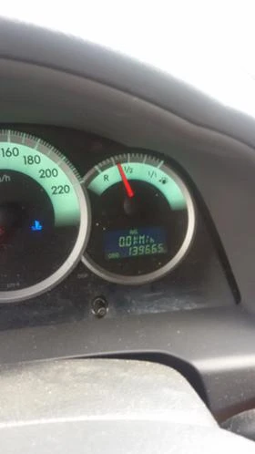 Toyota Corolla verso 2.2 D4D-2.0D4D, снимка 7