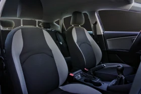Seat Leon 1.6TDI BUSINESS, снимка 11