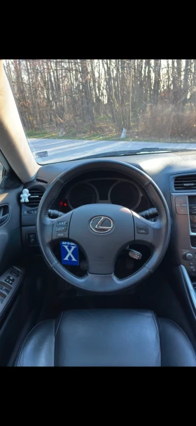 Lexus IS 220d | Mobile.bg    13