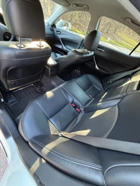 Lexus IS 220d | Mobile.bg    11