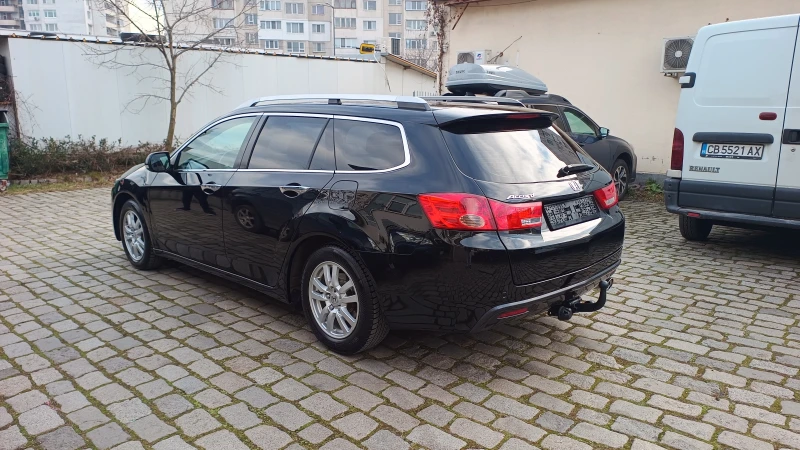 Honda Accord 2.0i - 156000km.!!, снимка 4 - Автомобили и джипове - 48470479