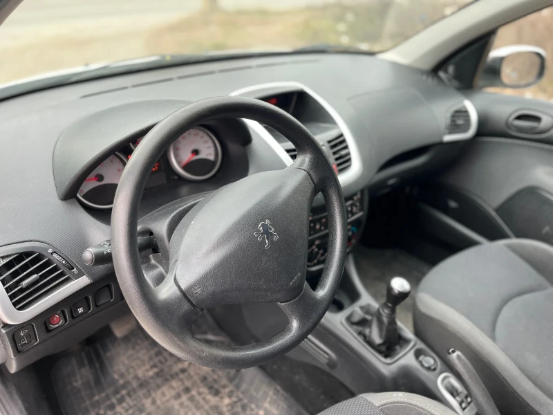 Peugeot 206 Plus 1.4I 75hp 2011, снимка 8 - Автомобили и джипове - 48956215