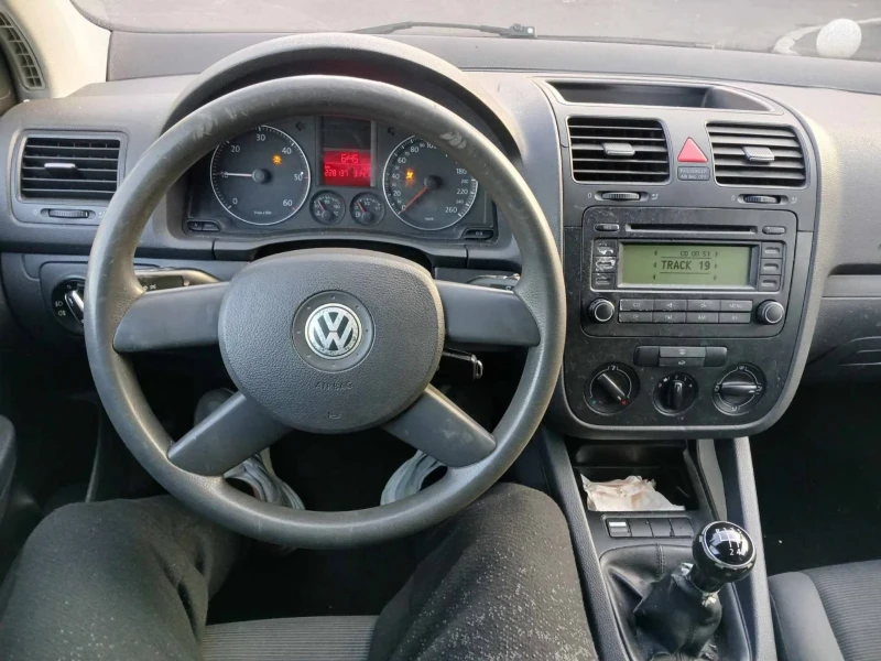 VW Golf 5 1.9TDI 105KS5SK., снимка 11 - Автомобили и джипове - 49219608