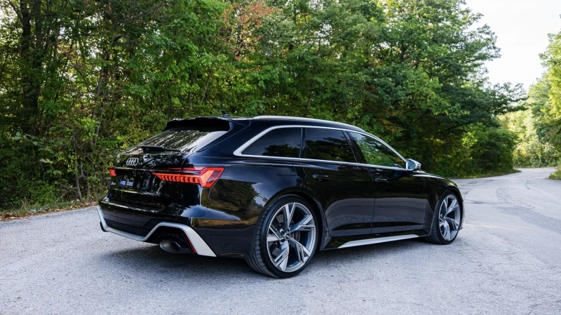 Audi Rs6 600HP/CERAMIC/PANO/B&0/ALCANTARA , снимка 6 - Автомобили и джипове - 51627165