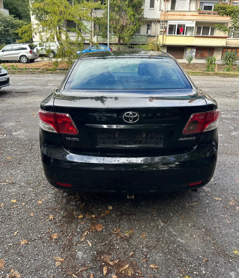 Toyota Avensis 1.8 VVT-I, снимка 5 - Автомобили и джипове - 52573867
