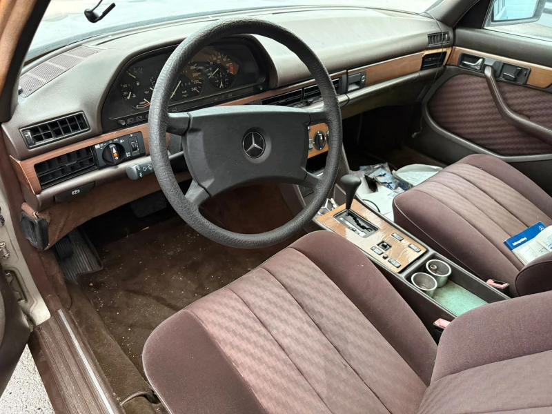 Mercedes-Benz 126 S560, снимка 4 - Автомобили и джипове - 52952366