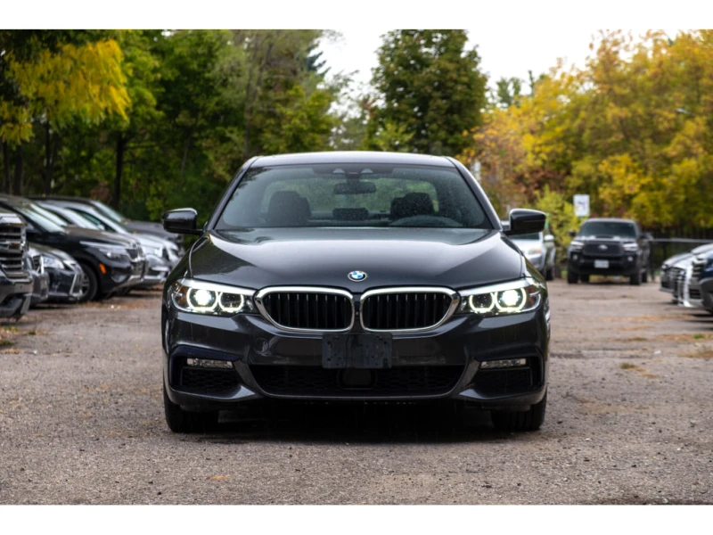 BMW 530 * 530i xDrive| NoAccident| Premium| DriverAssist| , снимка 4 - Автомобили и джипове - 52991000