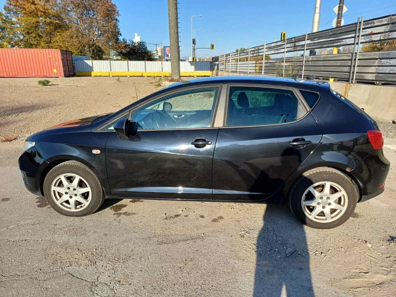 Seat Ibiza, снимка 6 - Автомобили и джипове - 53295346