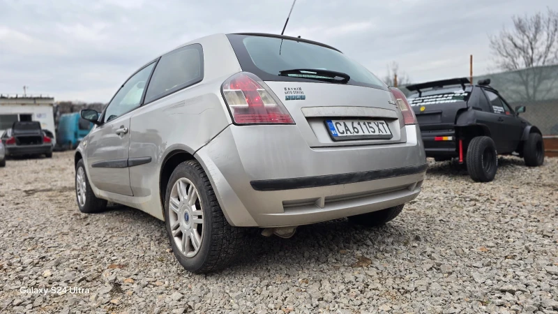 Fiat Stilo 1.8i 16V Газ, снимка 4 - Автомобили и джипове - 53498555