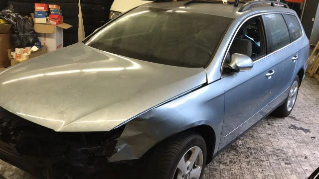 VW Passat 2.0FSI, снимка 2 - Автомобили и джипове - 37640425