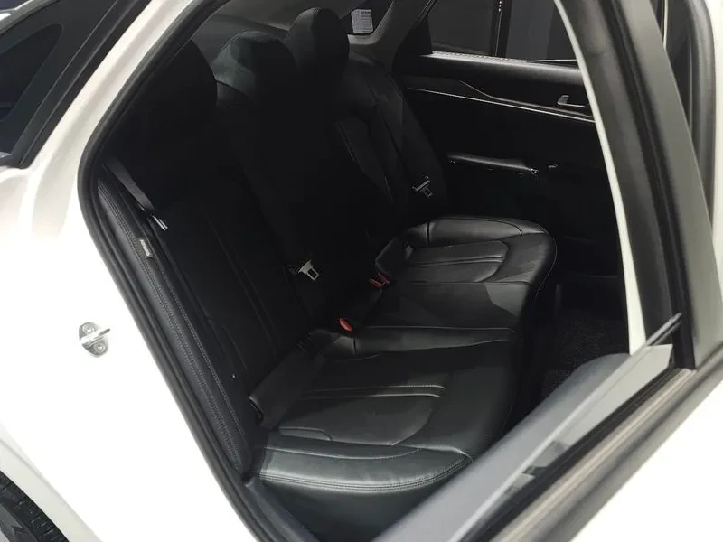 Kia K5 2.0 NOBLESSE, снимка 11 - Автомобили и джипове - 55089125