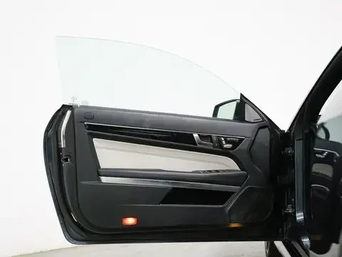 Mercedes-Benz E 400 AMG PACK / CARFAX, снимка 6 - Автомобили и джипове - 55162831