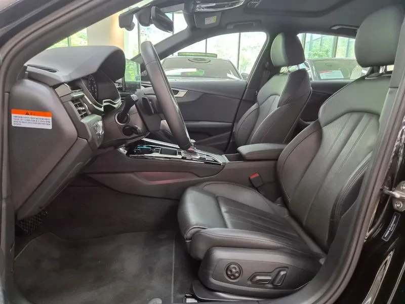 Audi A4 2.0 TDI Quattro - САМО 30% АВАНС, снимка 10 - Автомобили и джипове - 55487076