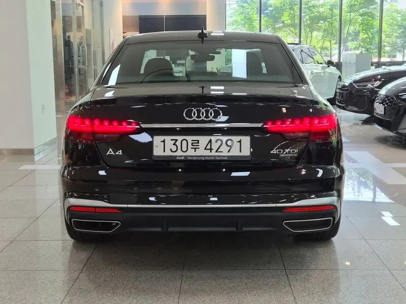 Audi A4 2.0 TDI Quattro - САМО 30% АВАНС, снимка 4 - Автомобили и джипове - 55487076
