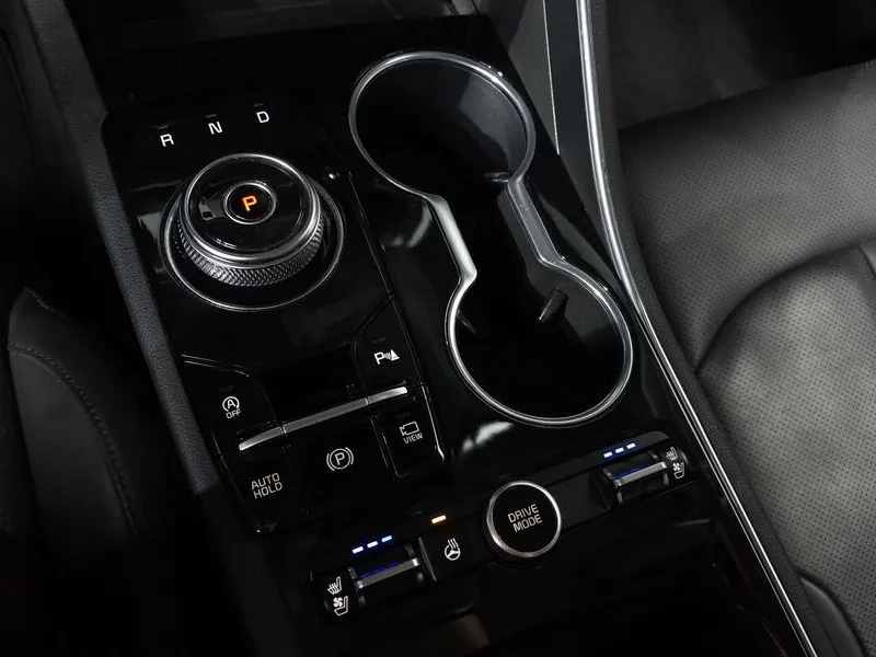 Kia K5 2.0 Noblesse, снимка 8 - Автомобили и джипове - 55739388