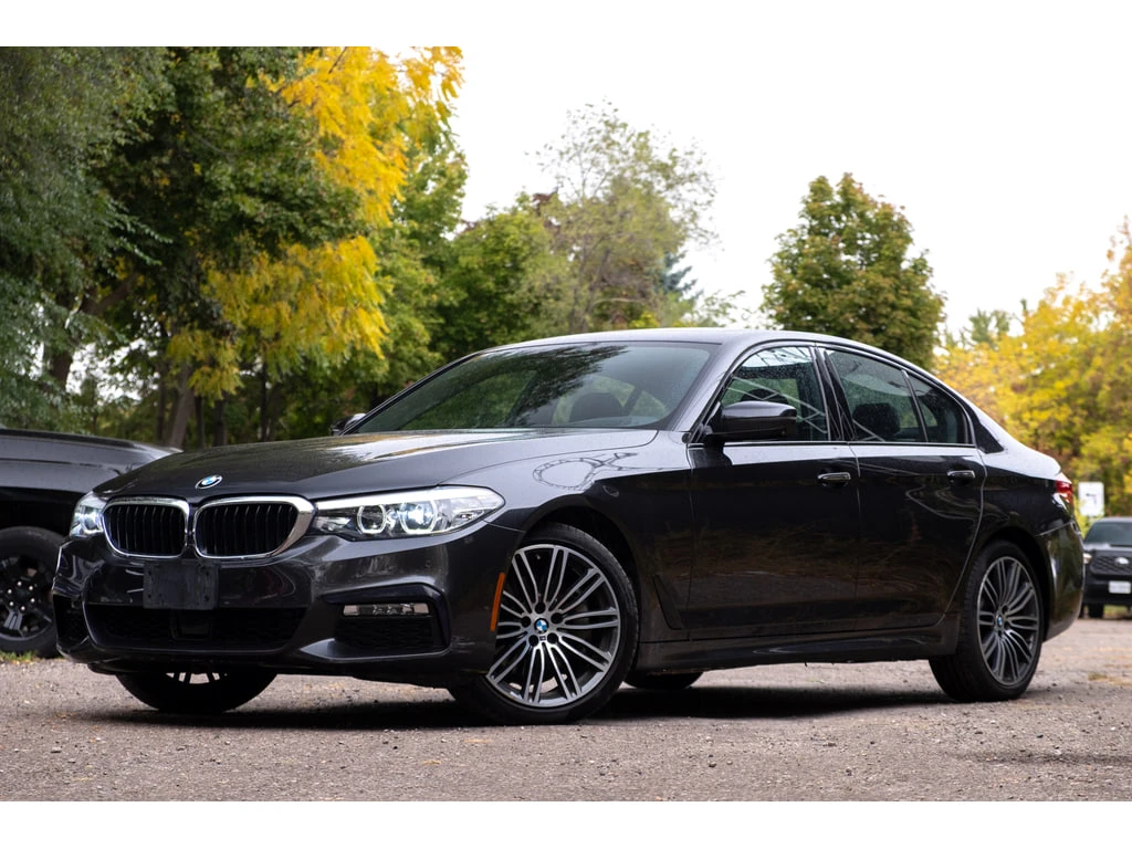 BMW 530 * 530i xDrive| NoAccident| Premium| DriverAssist| , снимка 1