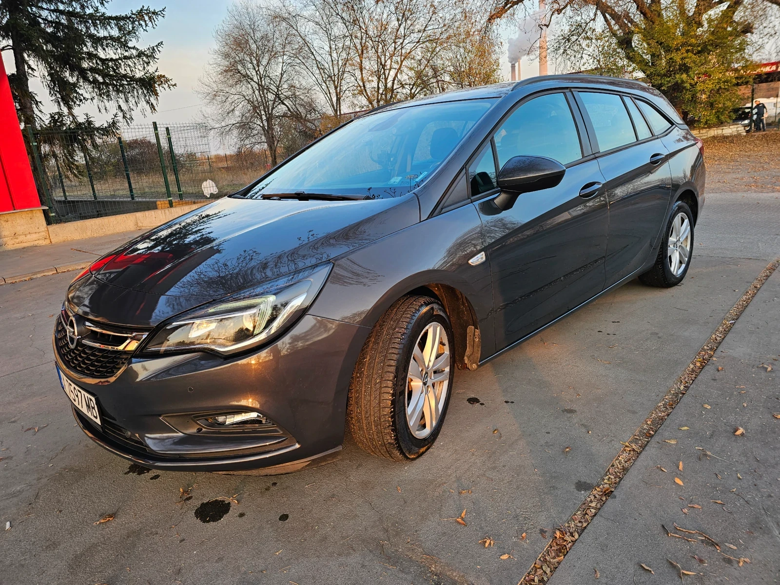 Opel Astra 1.6 CDTI EURO 6 РЕГИСТРИРАН - изображение 2