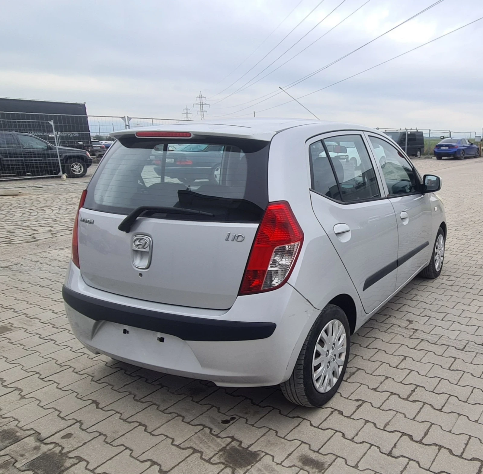 Hyundai I10 1.1 / Климатик/ Нов Внос - изображение 4