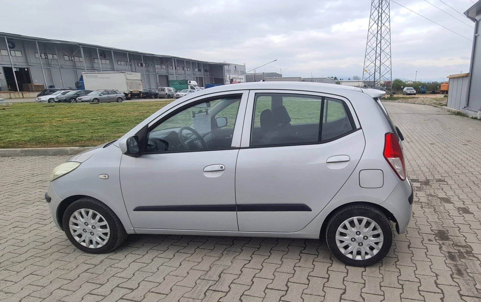 Hyundai I10 1.1 / Климатик/ Нов Внос - изображение 7