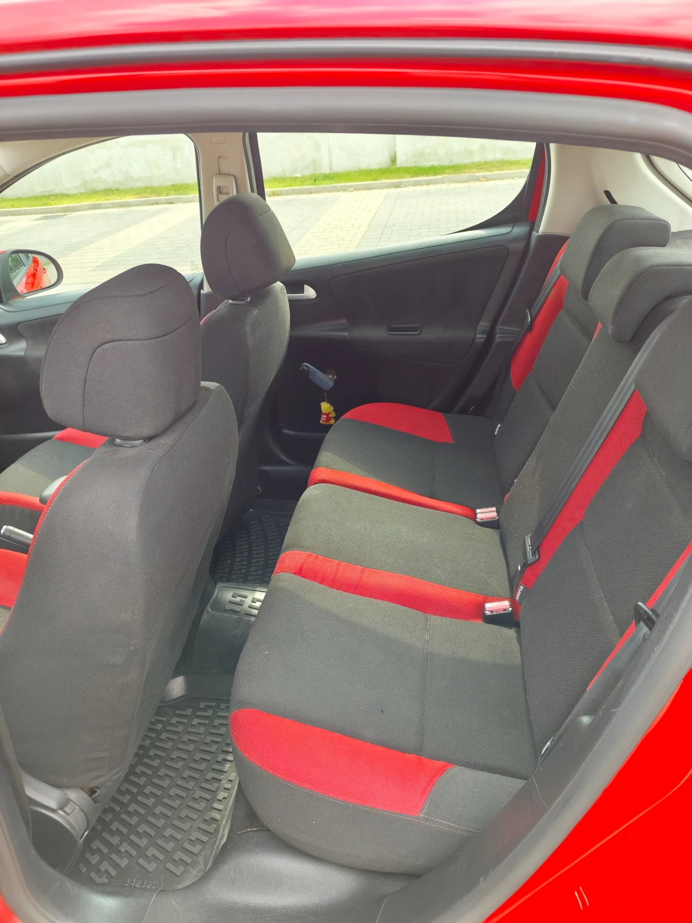 Peugeot 207 1.4i - изображение 10