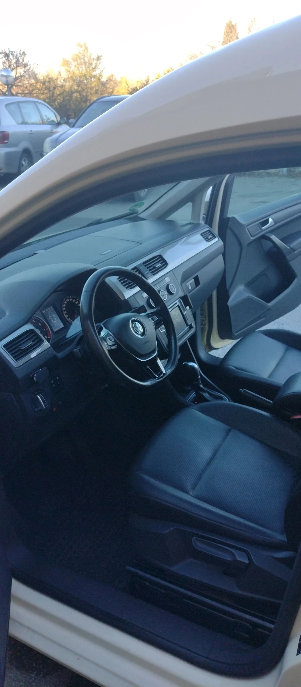 VW Caddy �����.6+ 1 ����� | Mobile.bg � ����������� 14