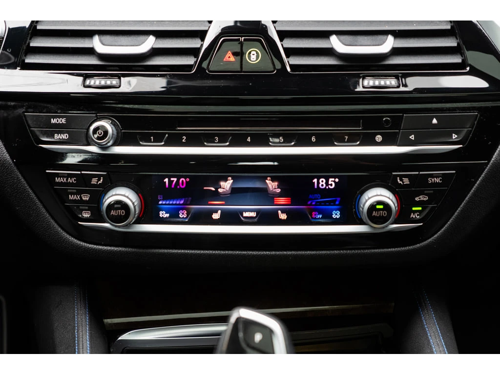 BMW 530 * 530i xDrive| NoAccident| Premium| DriverAssist|  | Mobile.bg � ����������� 15