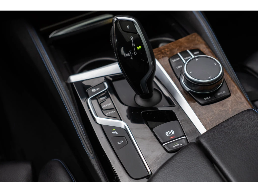 BMW 530 * 530i xDrive| NoAccident| Premium| DriverAssist|  | Mobile.bg � ����������� 16