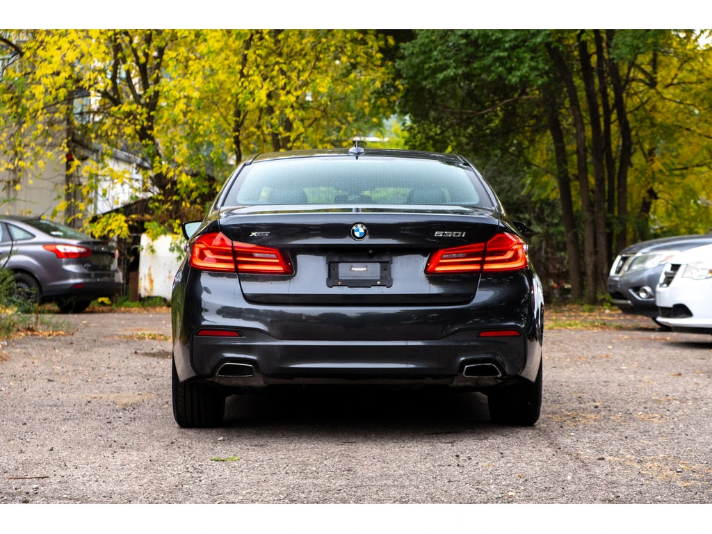 BMW 530 * 530i xDrive| NoAccident| Premium| DriverAssist|  | Mobile.bg � ����������� 5