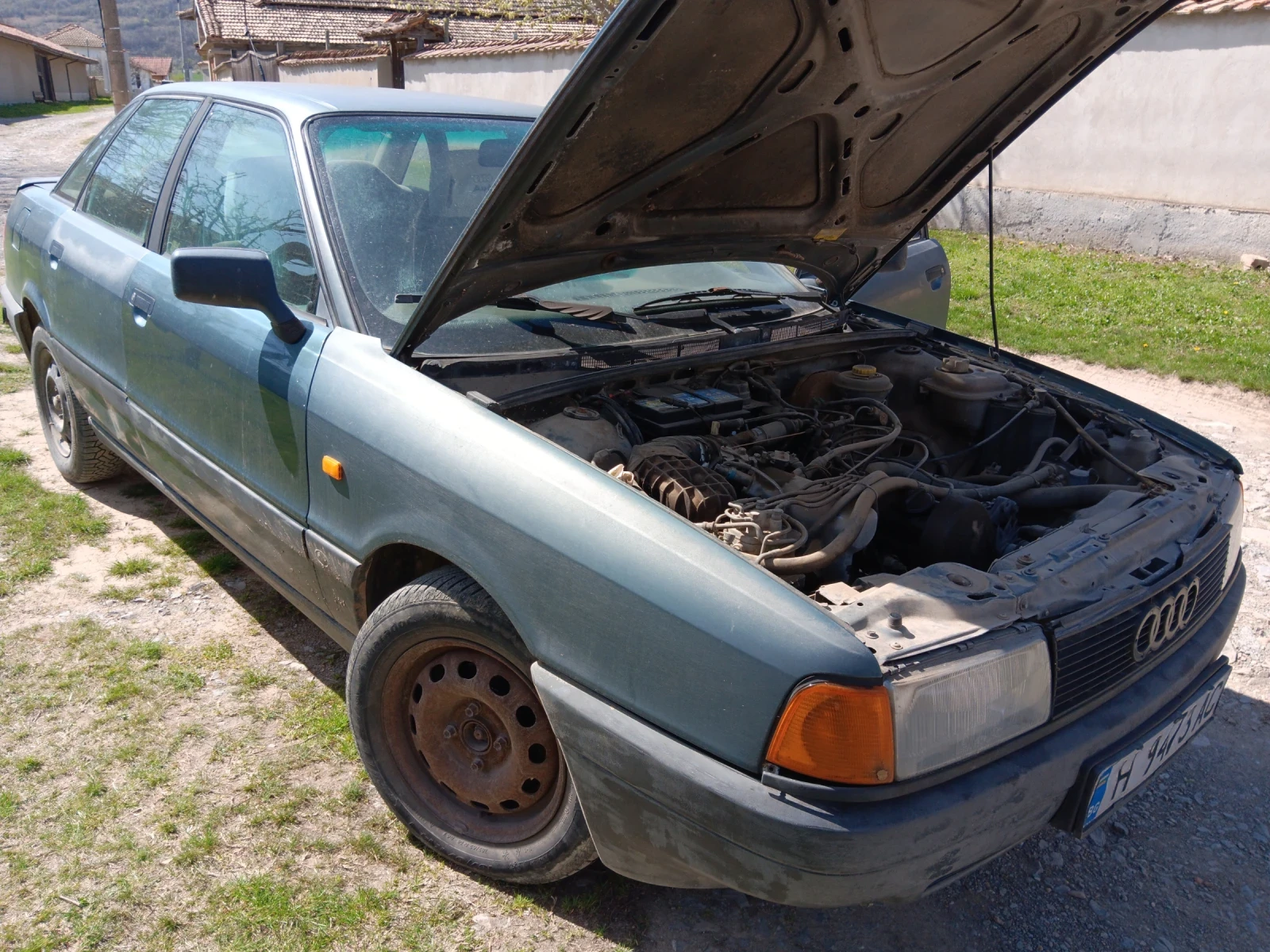 Audi 80 Няколко броя, снимка 4 - Автомобили и джипове - 53927732