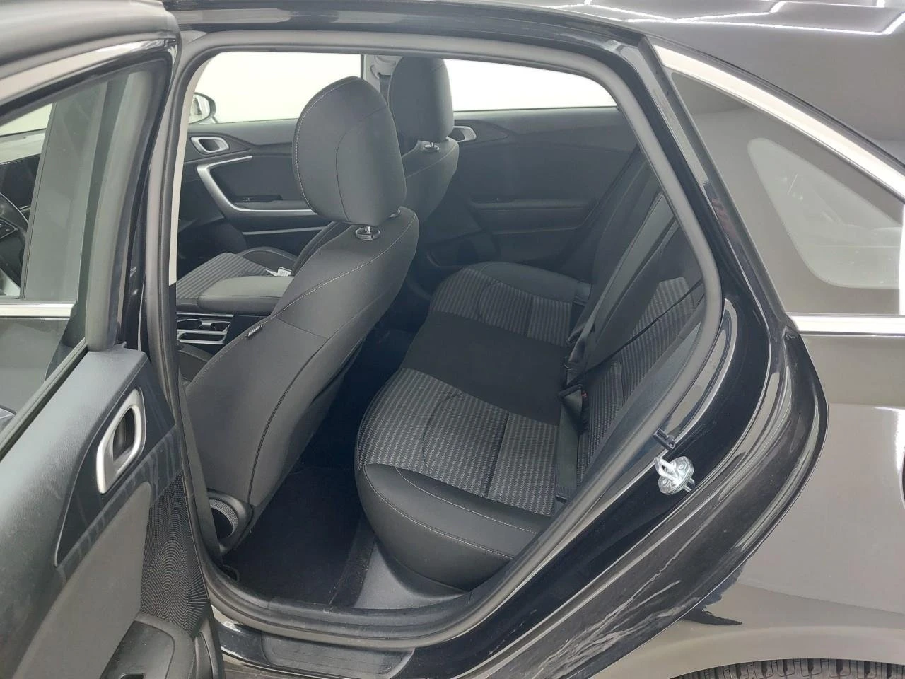 Kia Ceed 1.0 T-GDI DynamicLine | Mobile.bg � ����������� 7