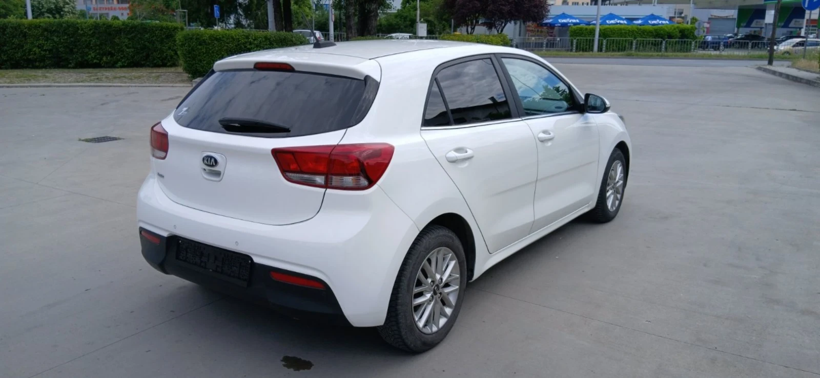 Kia Rio 1.25i, снимка 5 - Автомобили и джипове - 54622124