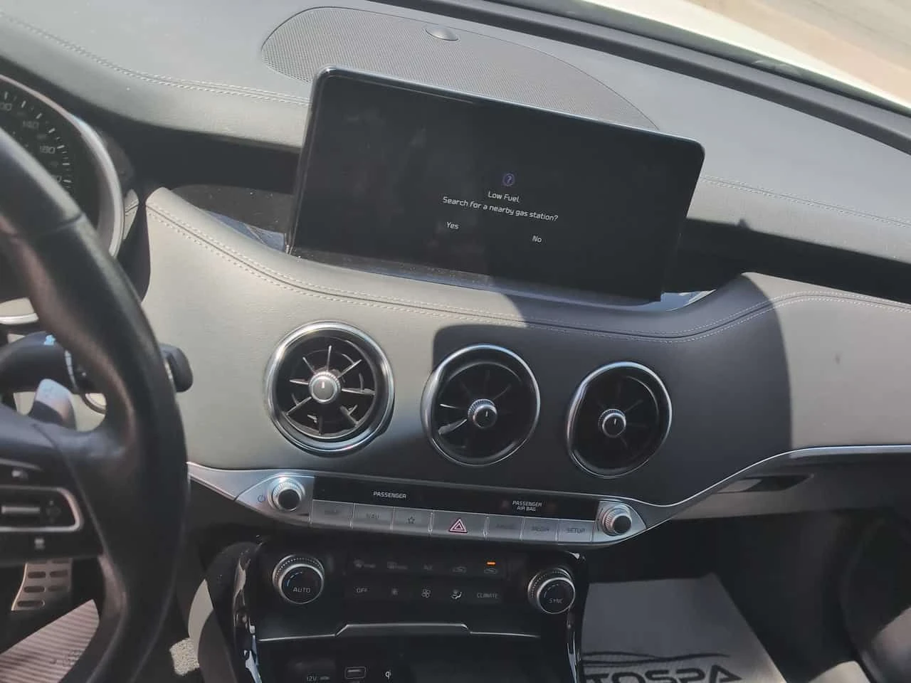 Kia Stinger * AWD * CARFAX * ЦЕНА ДО БГ, снимка 9 - Автомобили и джипове - 55014051