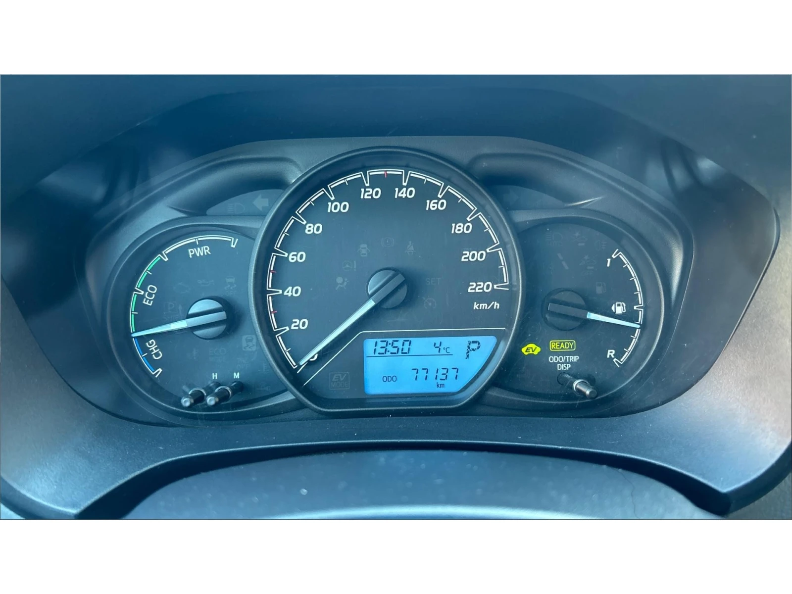 Toyota Yaris 1.5 HSD, Месечна вноска от 199  , снимка 15 - Автомобили и джипове - 55093525