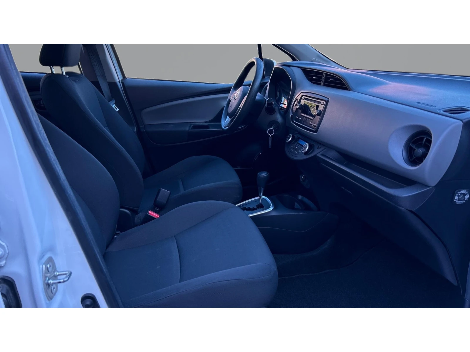 Toyota Yaris 1.5 HSD, Месечна вноска от 199  , снимка 9 - Автомобили и джипове - 55093525