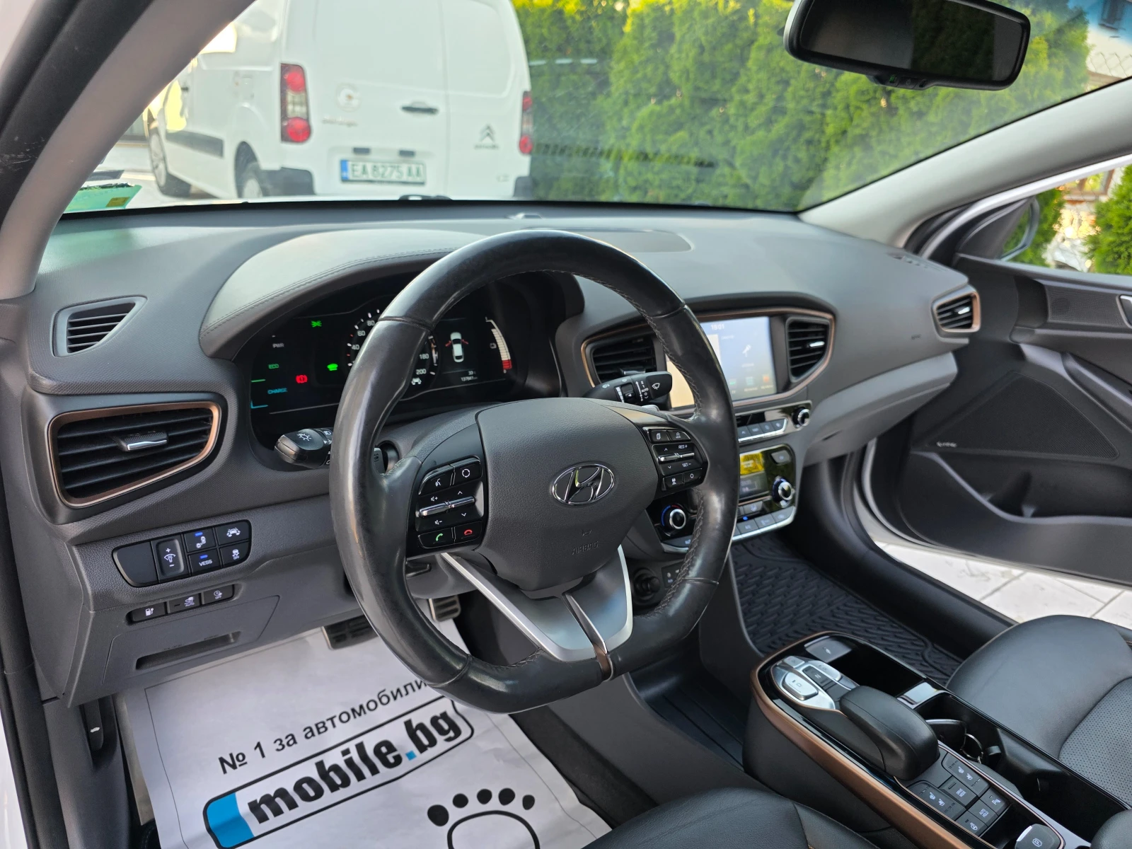Hyundai Ioniq 3.8.3 KWh FULL ELECTRIC  FULL EKSTI KATO HOBA , снимка 13 - Автомобили и джипове - 55096143