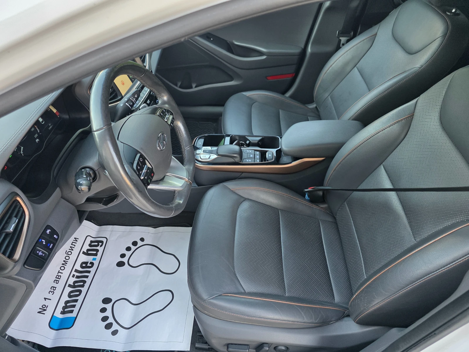 Hyundai Ioniq 3.8.3 KWh FULL ELECTRIC  FULL EKSTI KATO HOBA , снимка 12 - Автомобили и джипове - 55096143