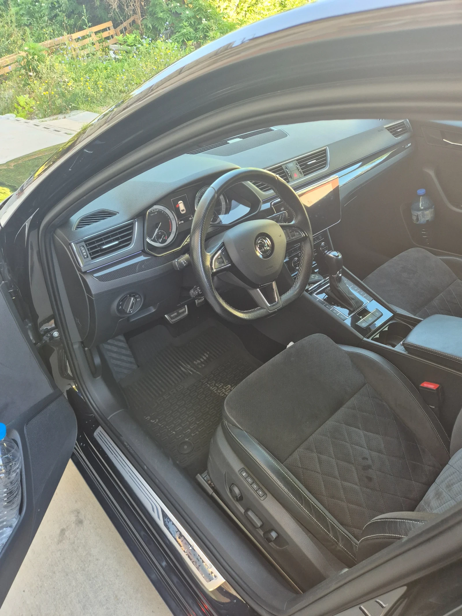 Skoda Superb 2.0 TDI Sportline 4x4, снимка 7 - Автомобили и джипове - 55471577
